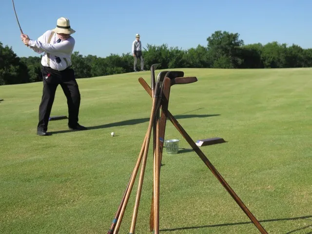 Texan hickorist John Crow Miller on the ball